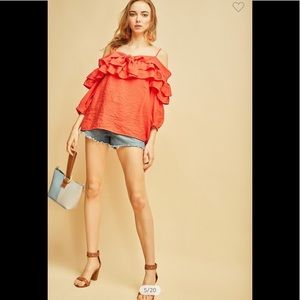 Solid crinkle double layered ruffle top